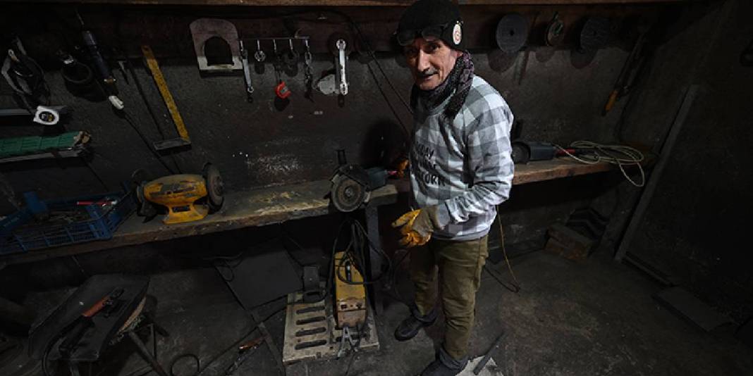 Dayanıklılığı ve çok yönlü kullanımı dikkat çekiyor! 35 yıldır el emeğiyle üretiyor: ‘Ölene kadar devam edeceğim’ 2